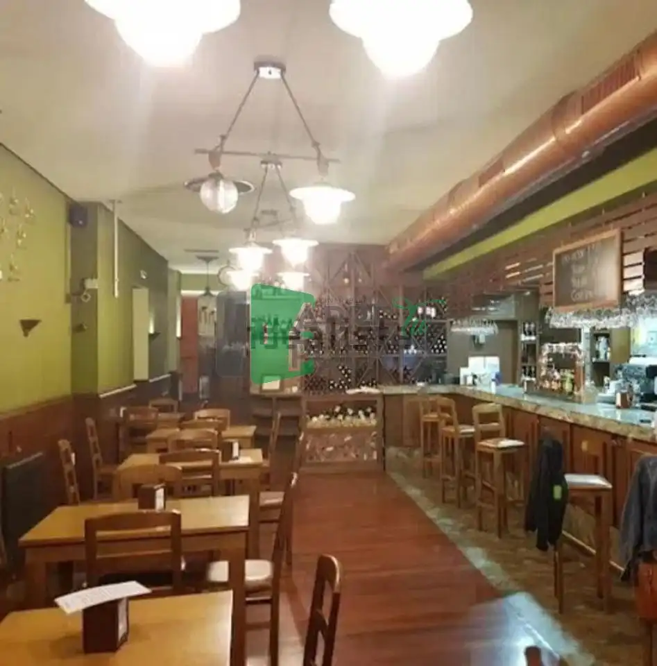 Local comercial en venda a Verín, imagen 2