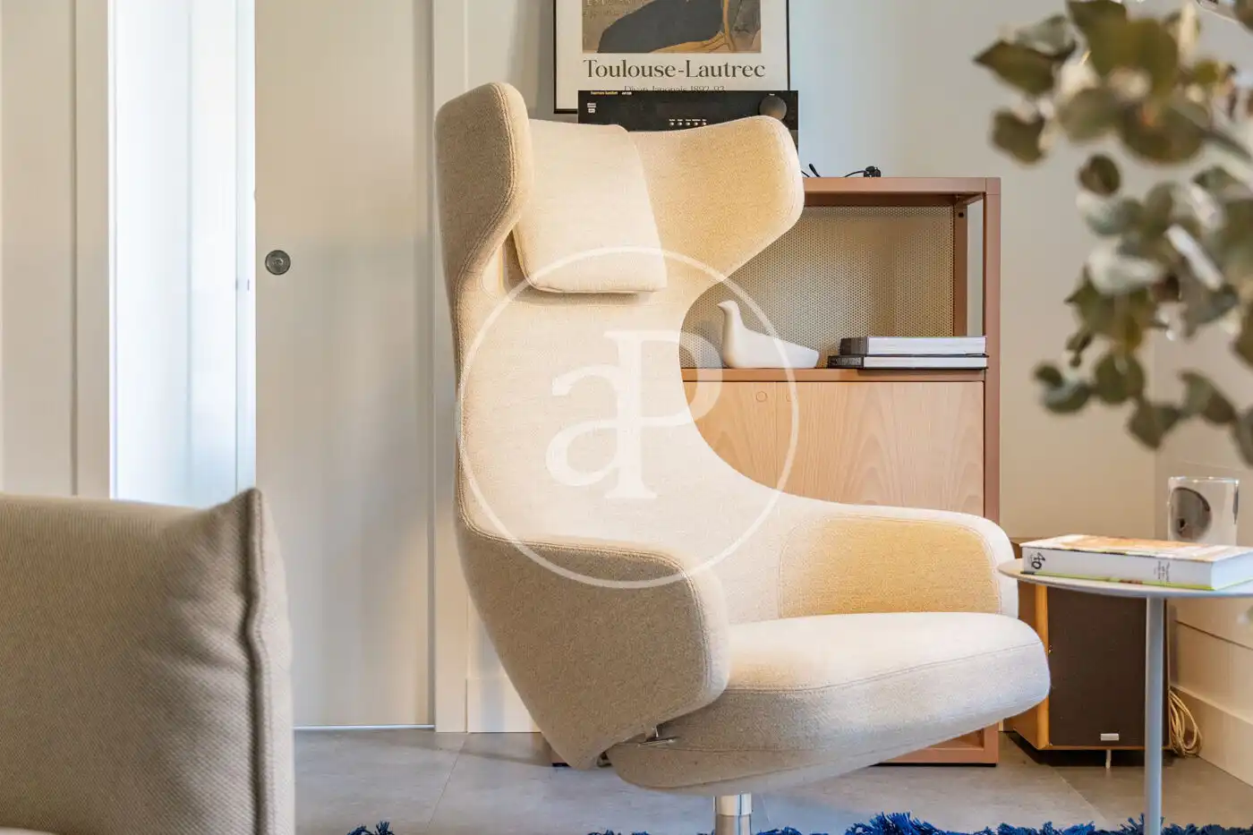 Living room of Flat for sale in Madrid  with Air Conditioner, Heating and Balcony
