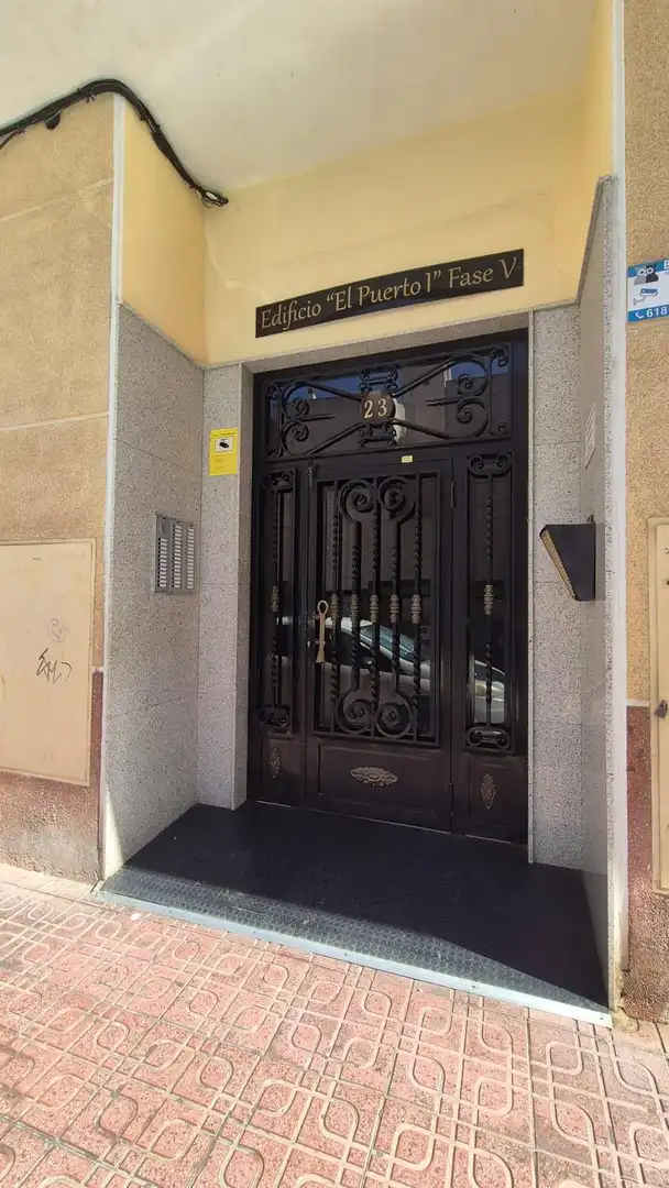Estudi en venda en Torrevieja amb Jardí privat, Moblat i Balcó