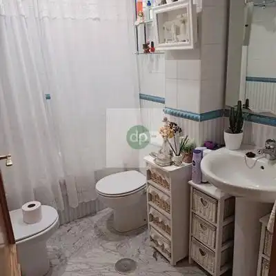 Baño de Apartamento en venta en Badajoz con Aire acondicionado, Calefacción y Jardín privado