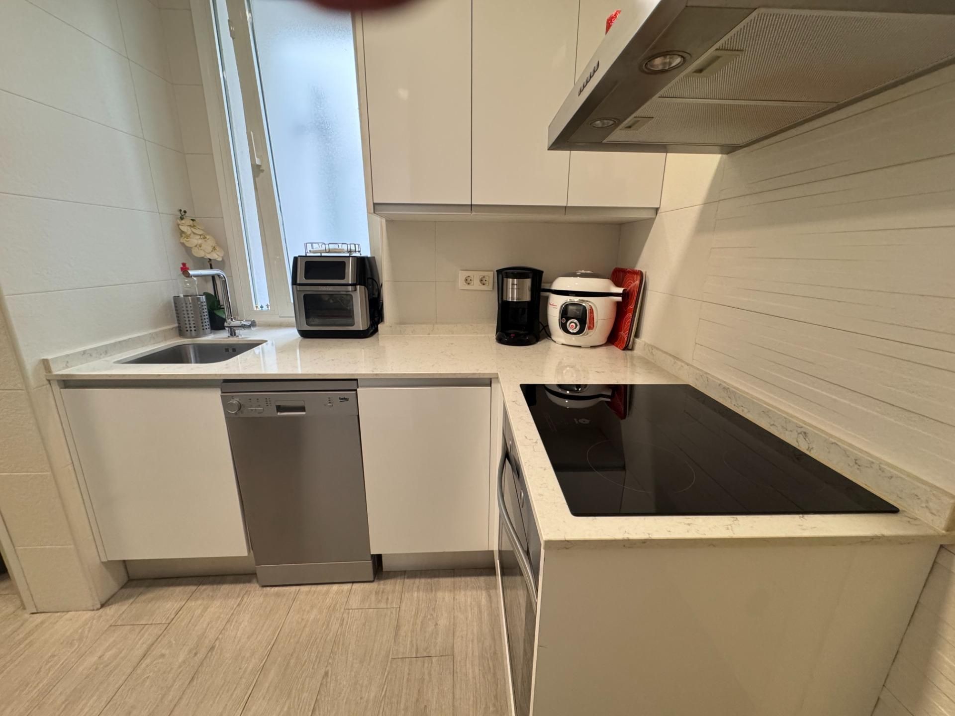 Kitchen of Flat for sale in  Madrid Capital  with Heating