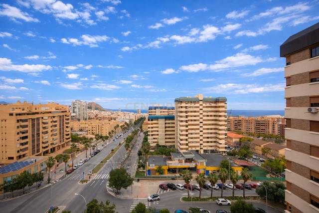 Piso en Venta en Avinguda de Alcalde Lorenzo Carbonell, 25, Alicant, 25 en Babel