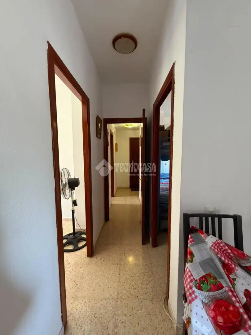 Flat for sale in Salesianos