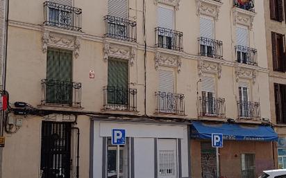 Exterior view of Apartment to rent in  Madrid Capital  with Air Conditioner, Heating and Furnished