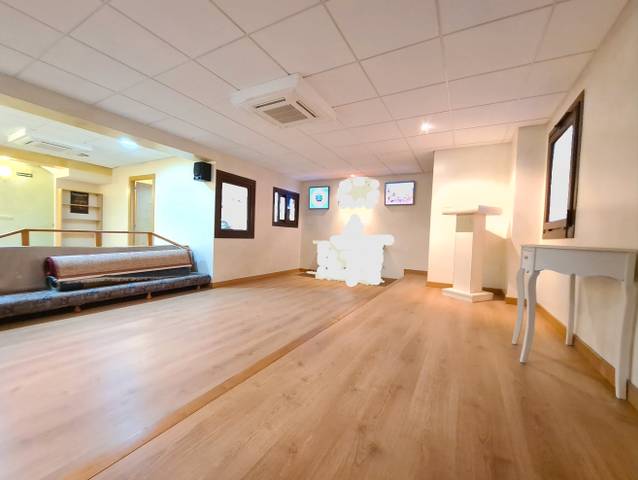 Local comercial en Venta en Calle Ulzama en Villava / Atarrabia