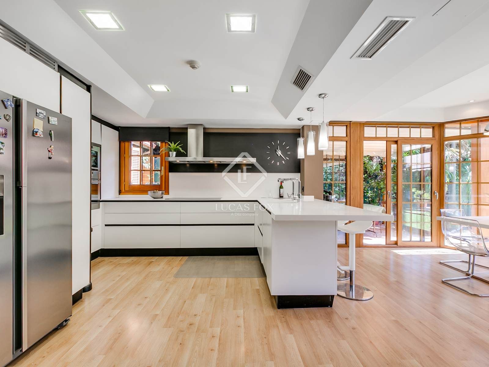 Kitchen of House or chalet for sale in Las Rozas de Madrid  with Air Conditioner, Private garden and Terrace