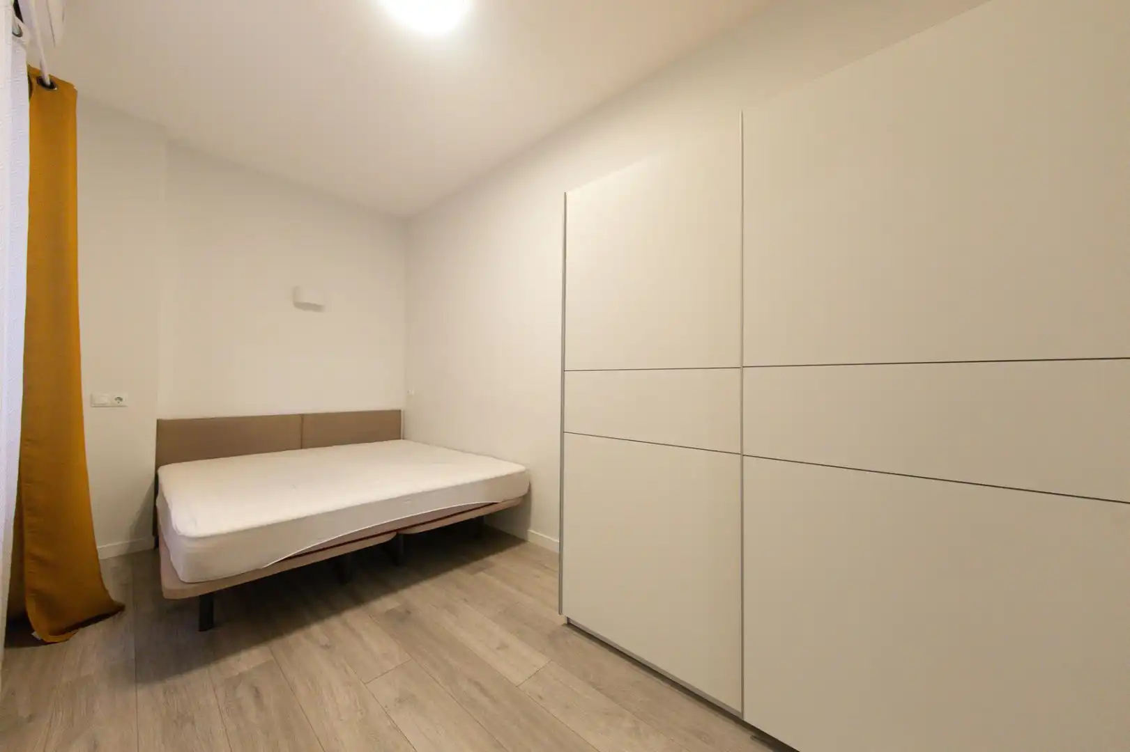 Schlafzimmer von Wohnung zum Verkauf in Alicante / Alacant mit Klimaanlage, Heizung und Abstellraum