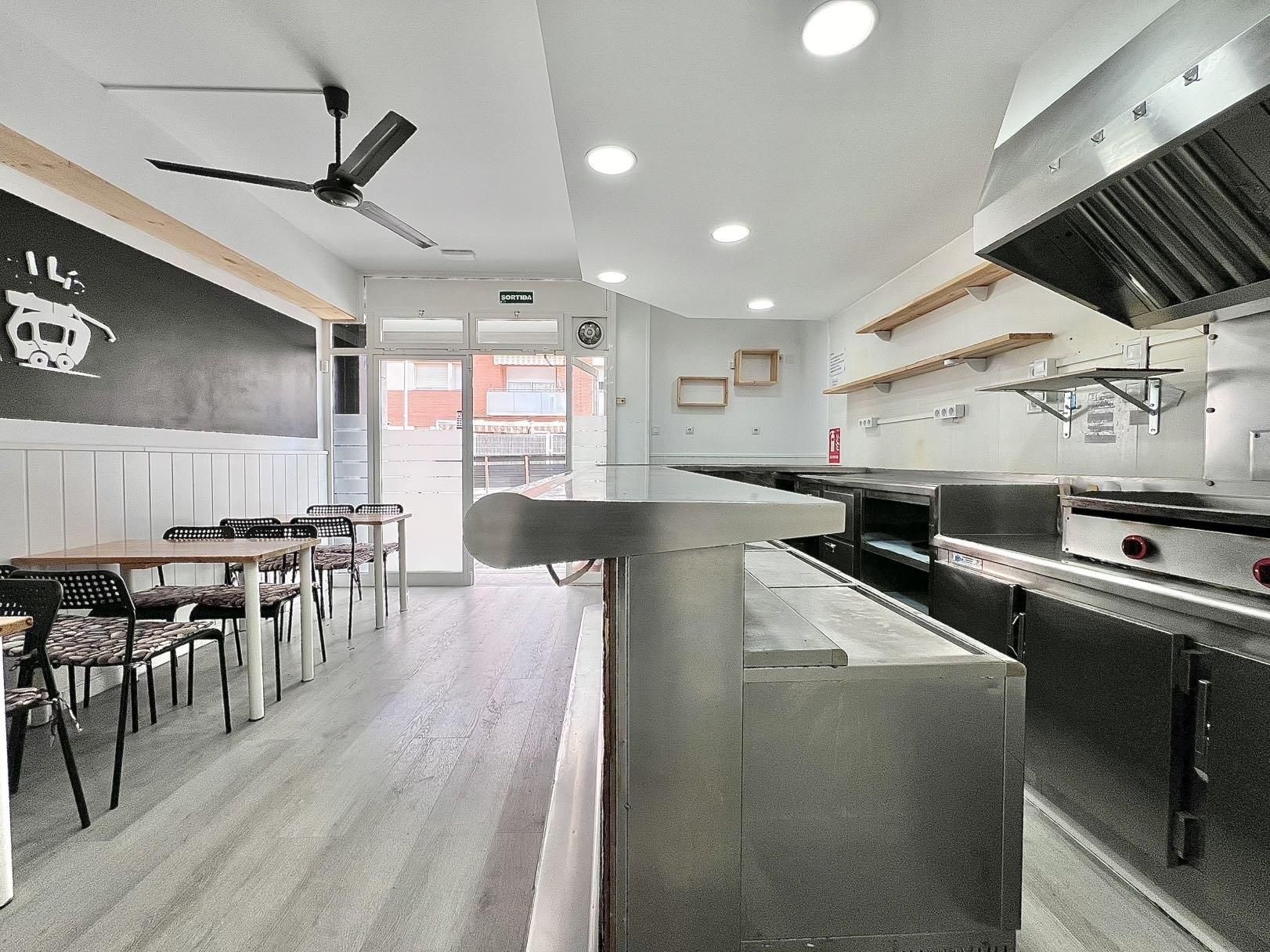 Kitchen of Premises for sale in Terrassa  with Furnished