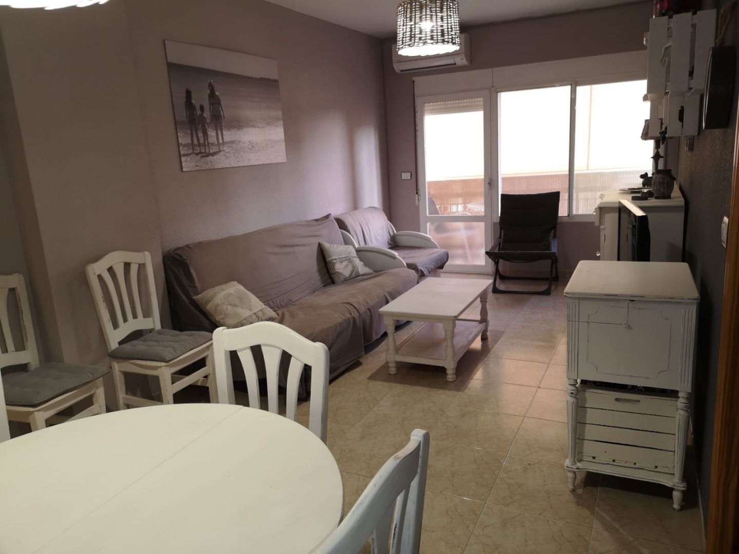 Sala d'estar de Apartament de lloguer en Vinaròs amb Terrassa, Moblat i Forn