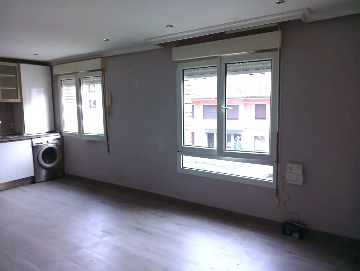 Sala d'estar de Pis en venda en Lena amb Calefacció, Parquet i Traster