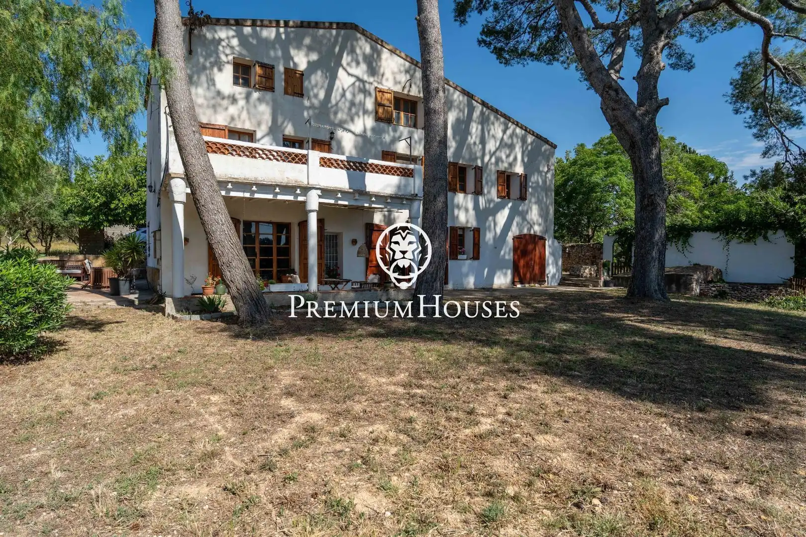 Vista exterior de Finca rústica en venda en Vallmoll amb Calefacció, Terrassa i Traster