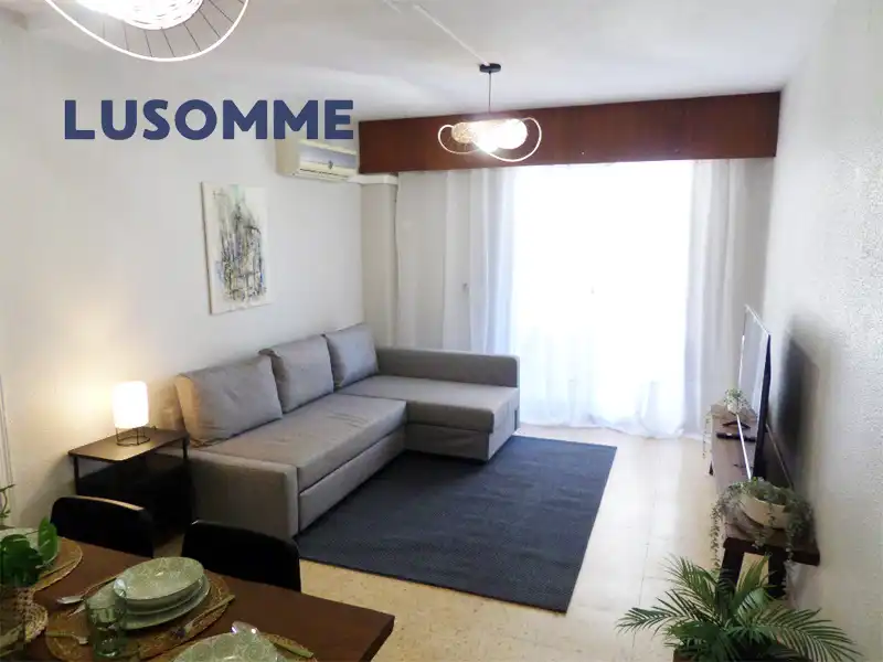 Wohnung mit Terrasse zur Miete in Carrer Astúries