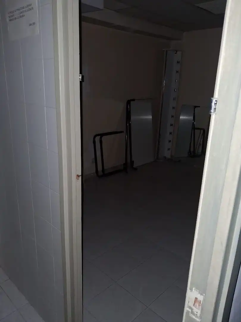 Local comercial en venta en Carrer del Pantà 69, imagen 28