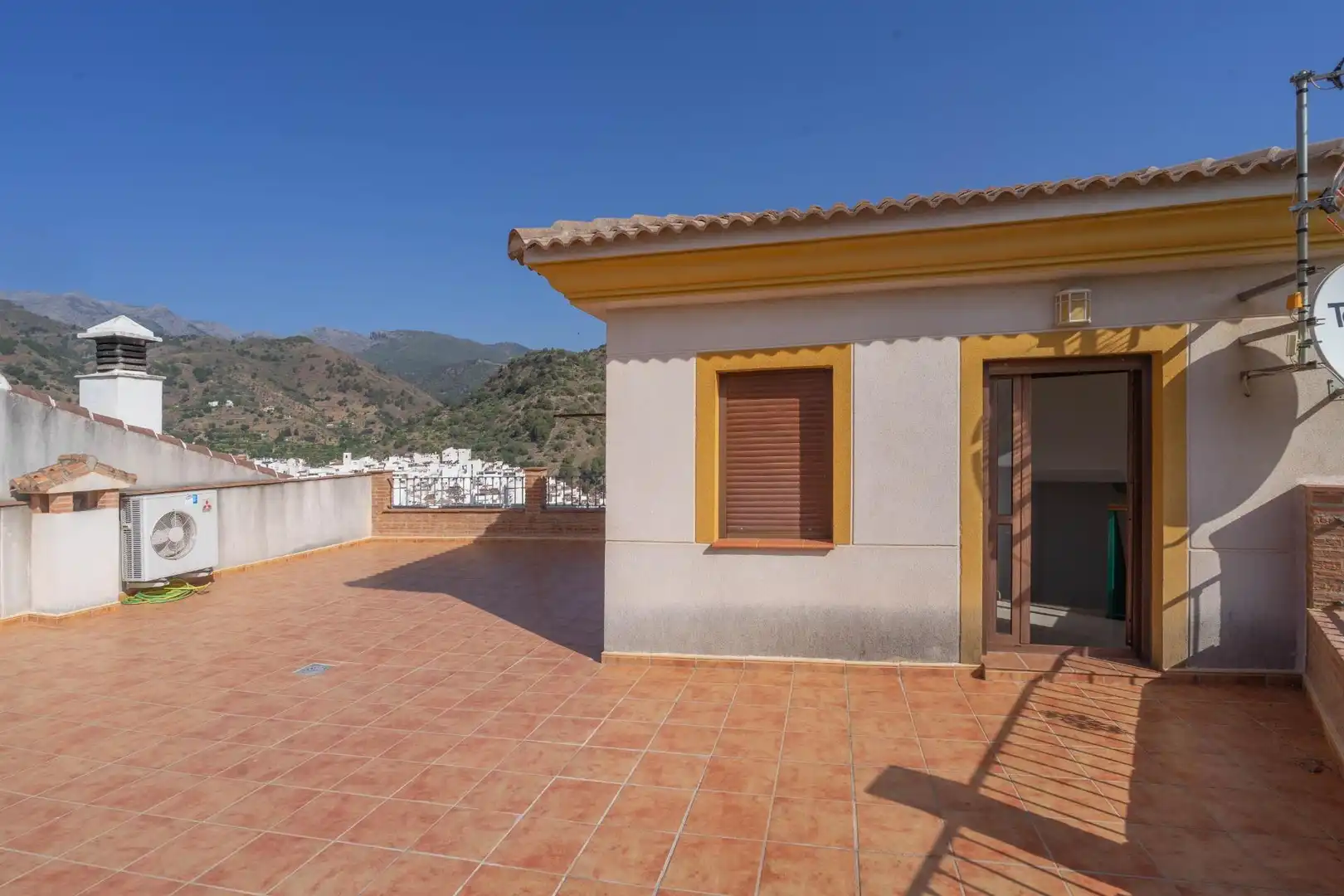 Flat for rent in Tolox