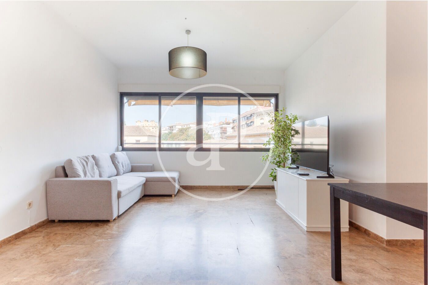 Sala de estar de Piso de alquiler en  Valencia Capital con Aire acondicionado, Calefacción y Amueblado