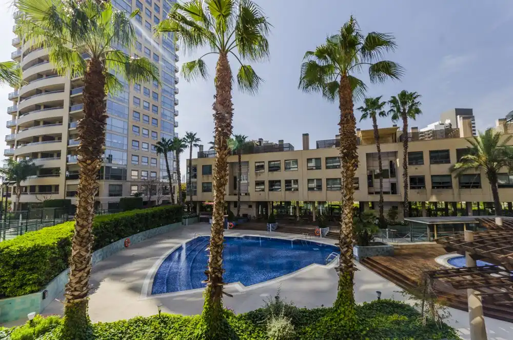 Swimming pool of Flat for rent in Barcelona  with Air Conditioner, Terrace and Furnished