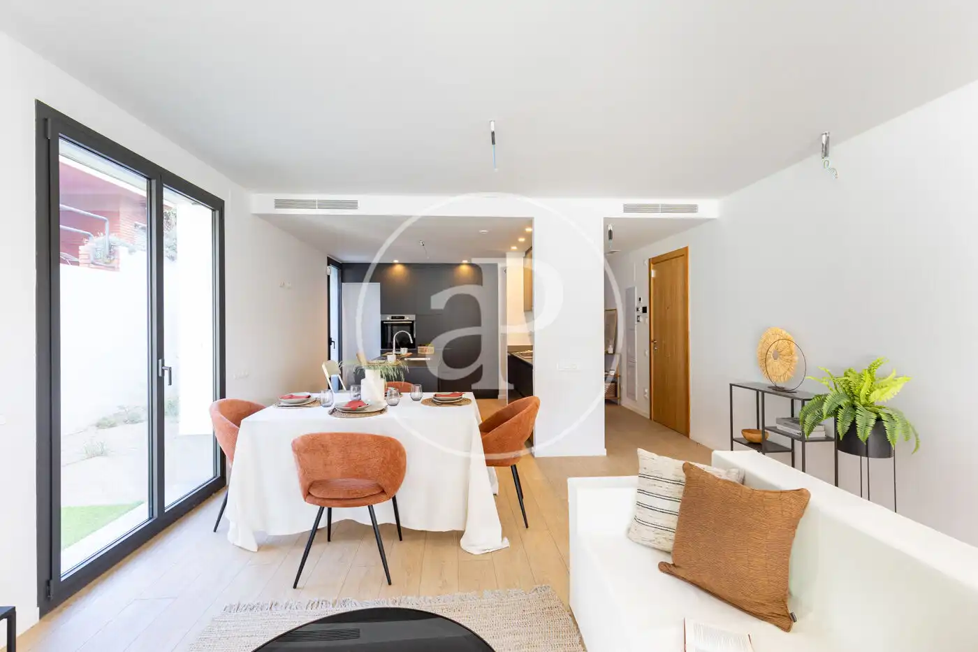 Wohnzimmer von Wohnung zum Verkauf in Sant Cugat del Vallès mit Klimaanlage, Heizung und Privatgarten