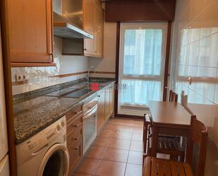 Kitchen of Flat to rent in Santiago de Compostela   with Heating