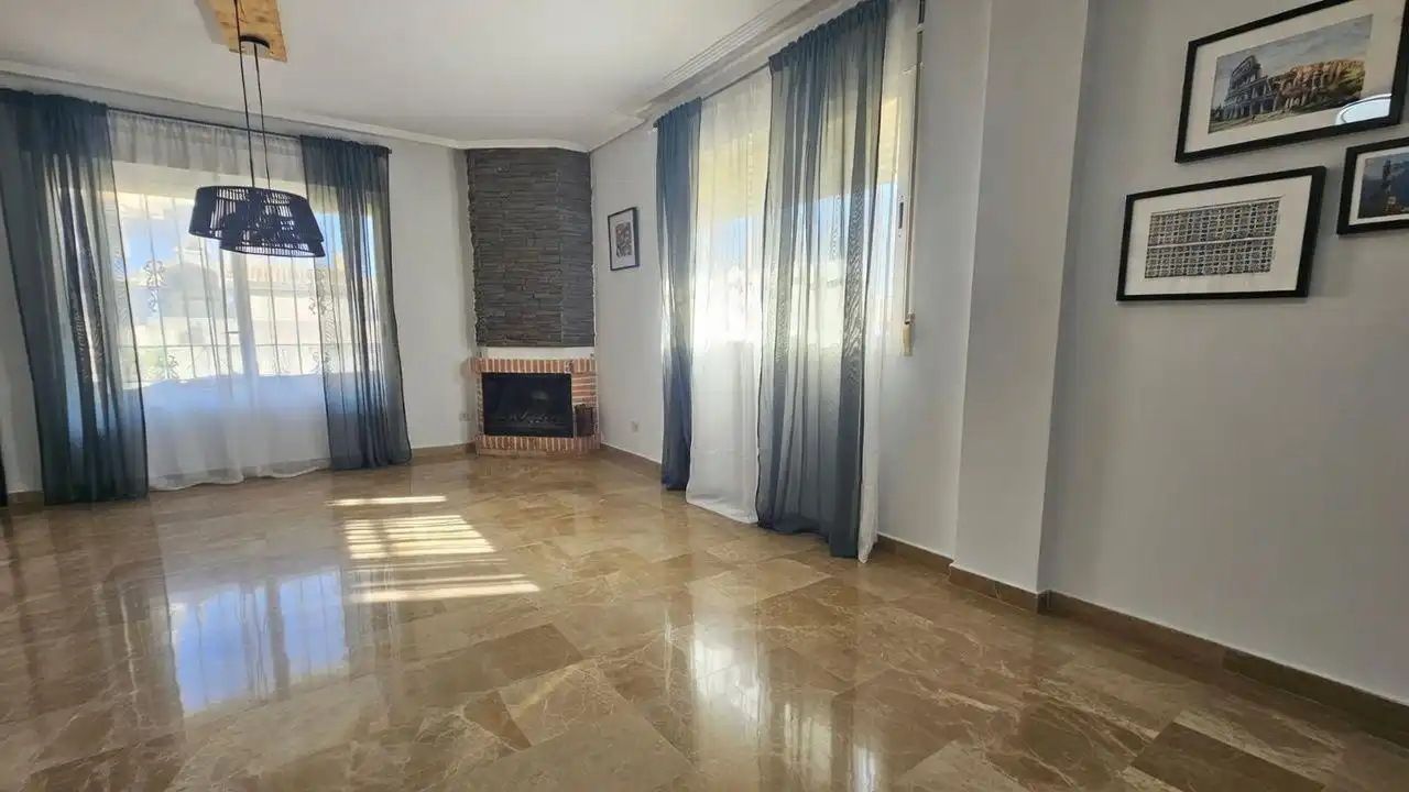 Sala de estar de Casa o chalet de alquiler en Molina de Segura con Aire acondicionado