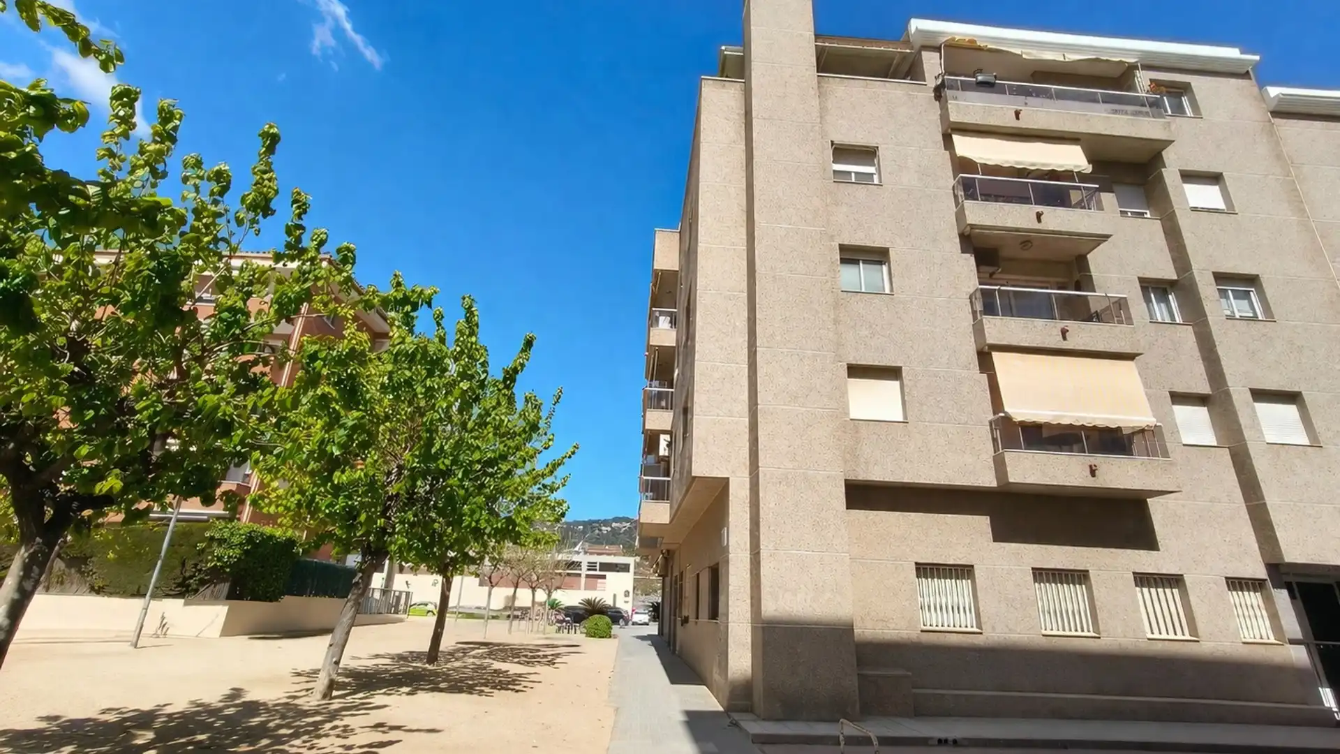 Exterior view of Flat for sale in Pineda de Mar  with Heating, Furnished and Oven