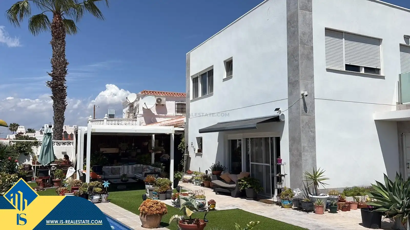Villa avec piscine à vendre à Zona Carrefour - Urbanizaciones