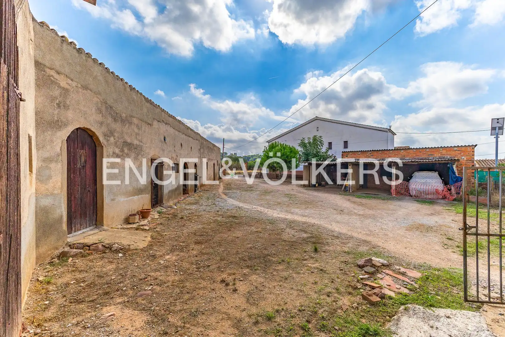 Casa rústica amb terrassa en venda a Palau-solità i Plegamans, imagen 47