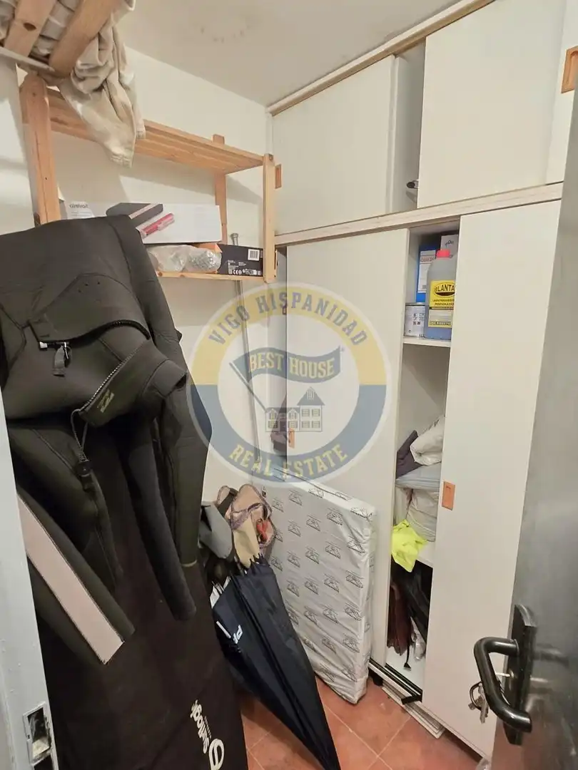 Wohnung zur Miete in Vigo  mit Heizung, Parkett und Möbliert