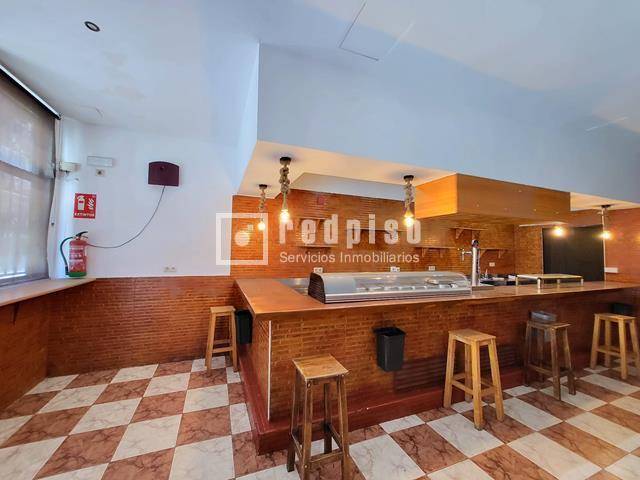 Local comercial en Alquiler en Centro