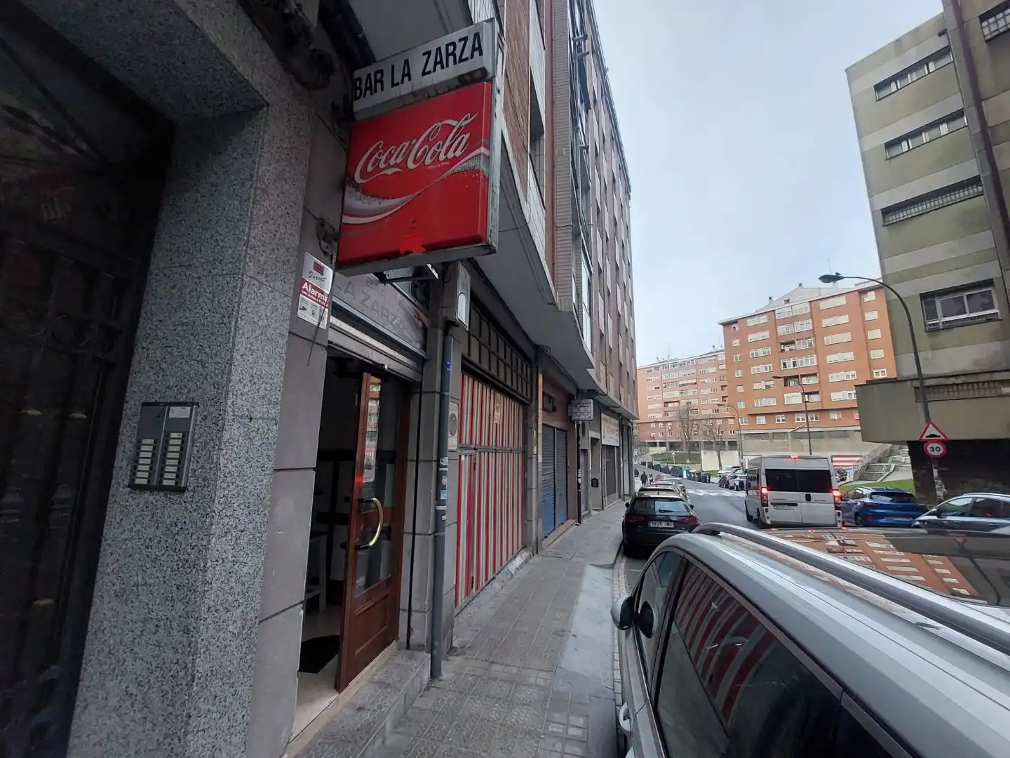 Exterior view of Commercial properties for rent in Ibaiondo
