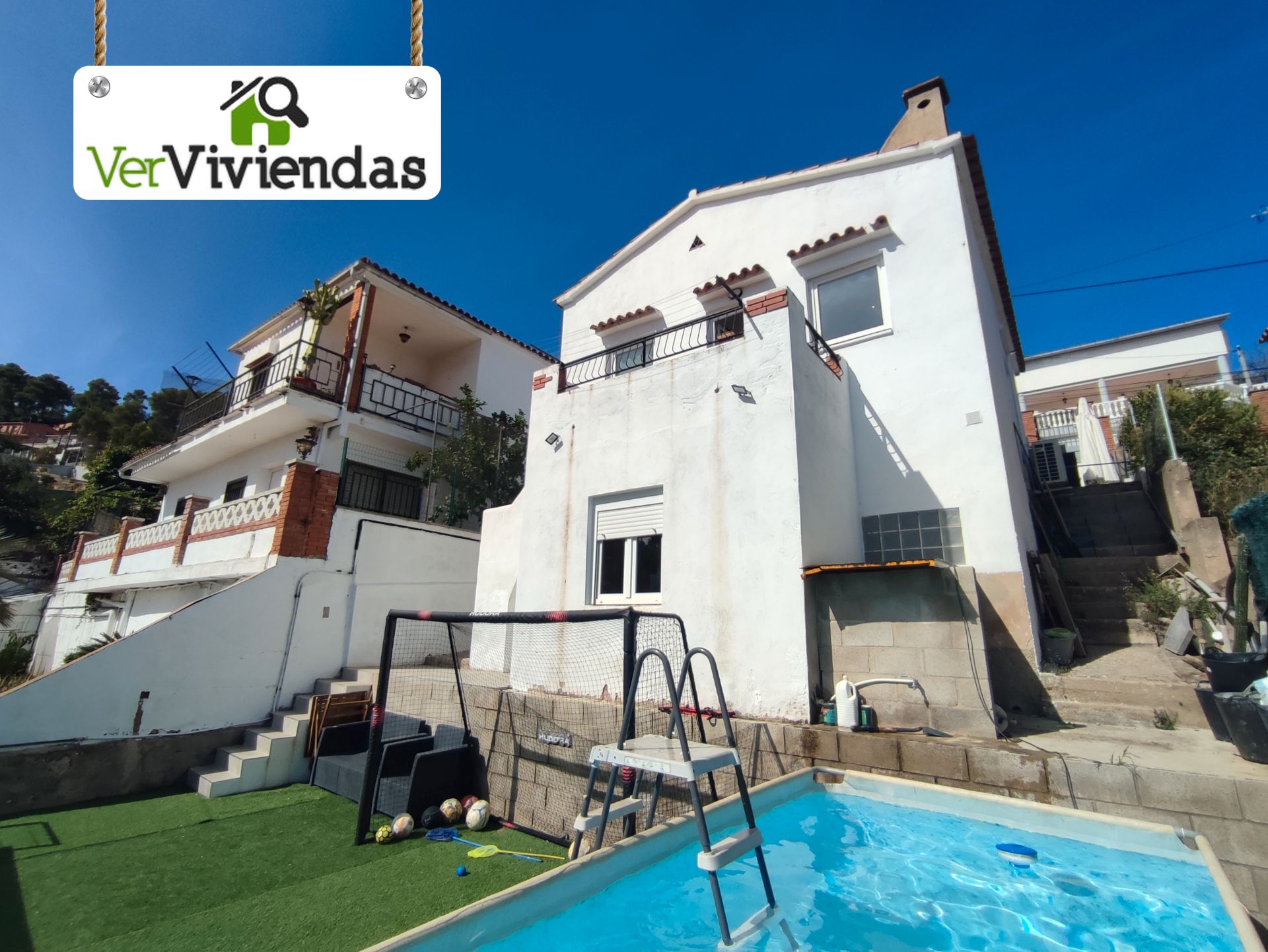 Exterior view of House or chalet for sale in Sant Vicenç Dels Horts  with Air Conditioner, Heating and Private garden