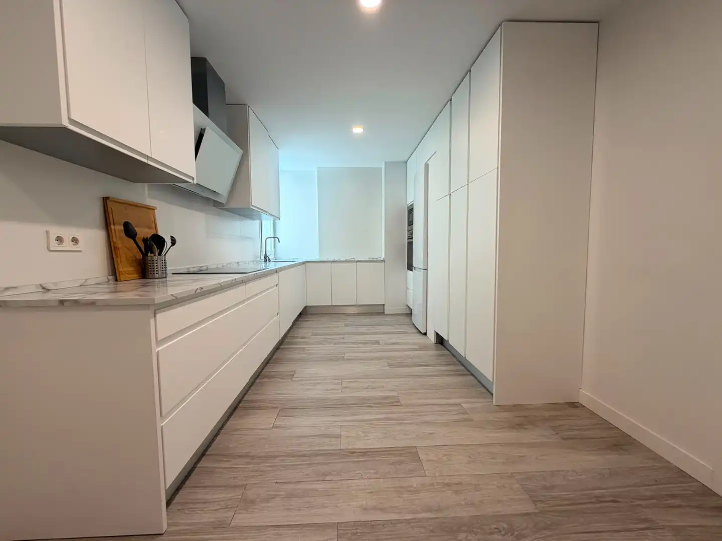 Kitchen of Flat for sale in Madrid  with Air Conditioner, Heating and Storage room