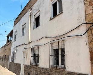 Vista exterior de Casa o xalet en venda en Castellón de la Plana / Castelló de la Plana amb Terrassa i Alarma