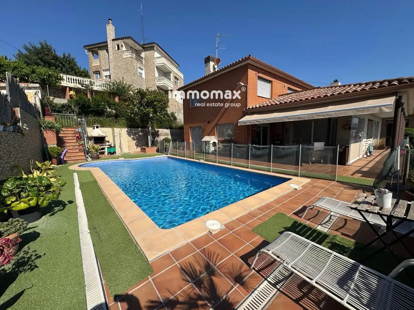 Piscina de Casa o chalet en venta en Sant Boi de Llobregat con Aire acondicionado, Calefacción y Terraza