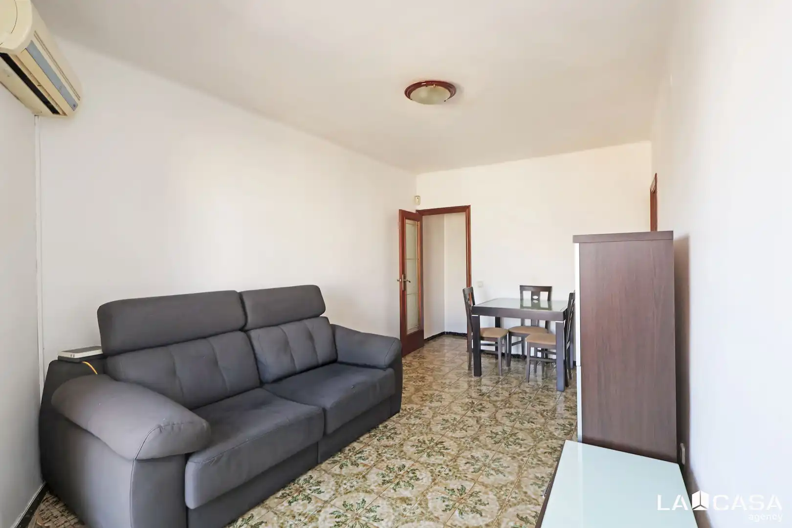 Sala d'estar de Àtic en venda en Esplugues de Llobregat amb Terrassa