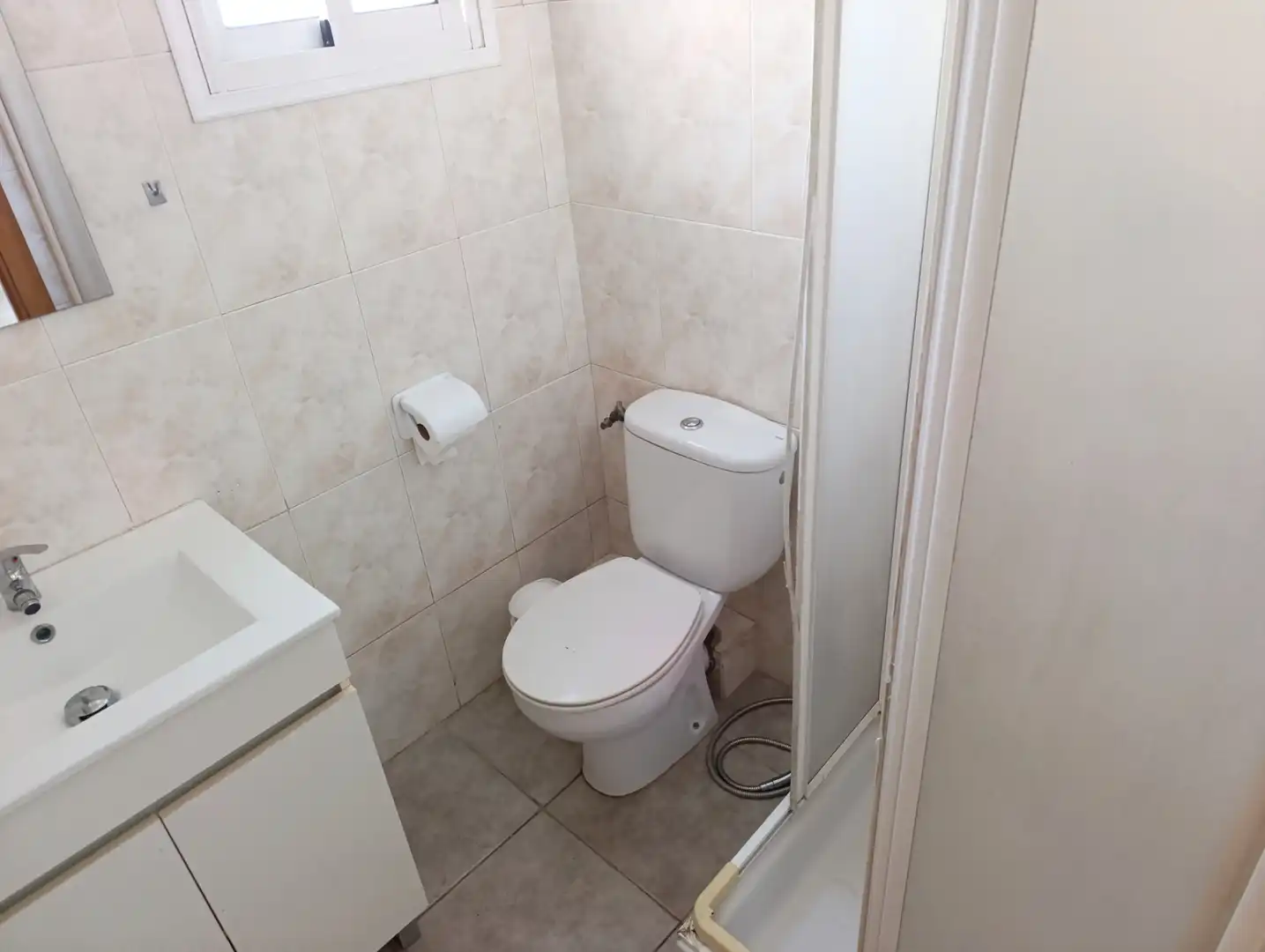 Bathroom of Houses for sale in Calella  with Terrace, Balcony and Alarm