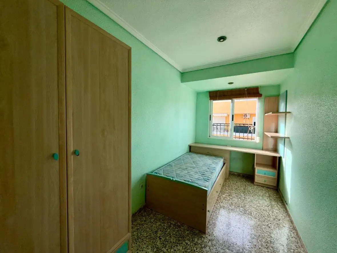 Bedroom of Flat for sale in Elche / Elx