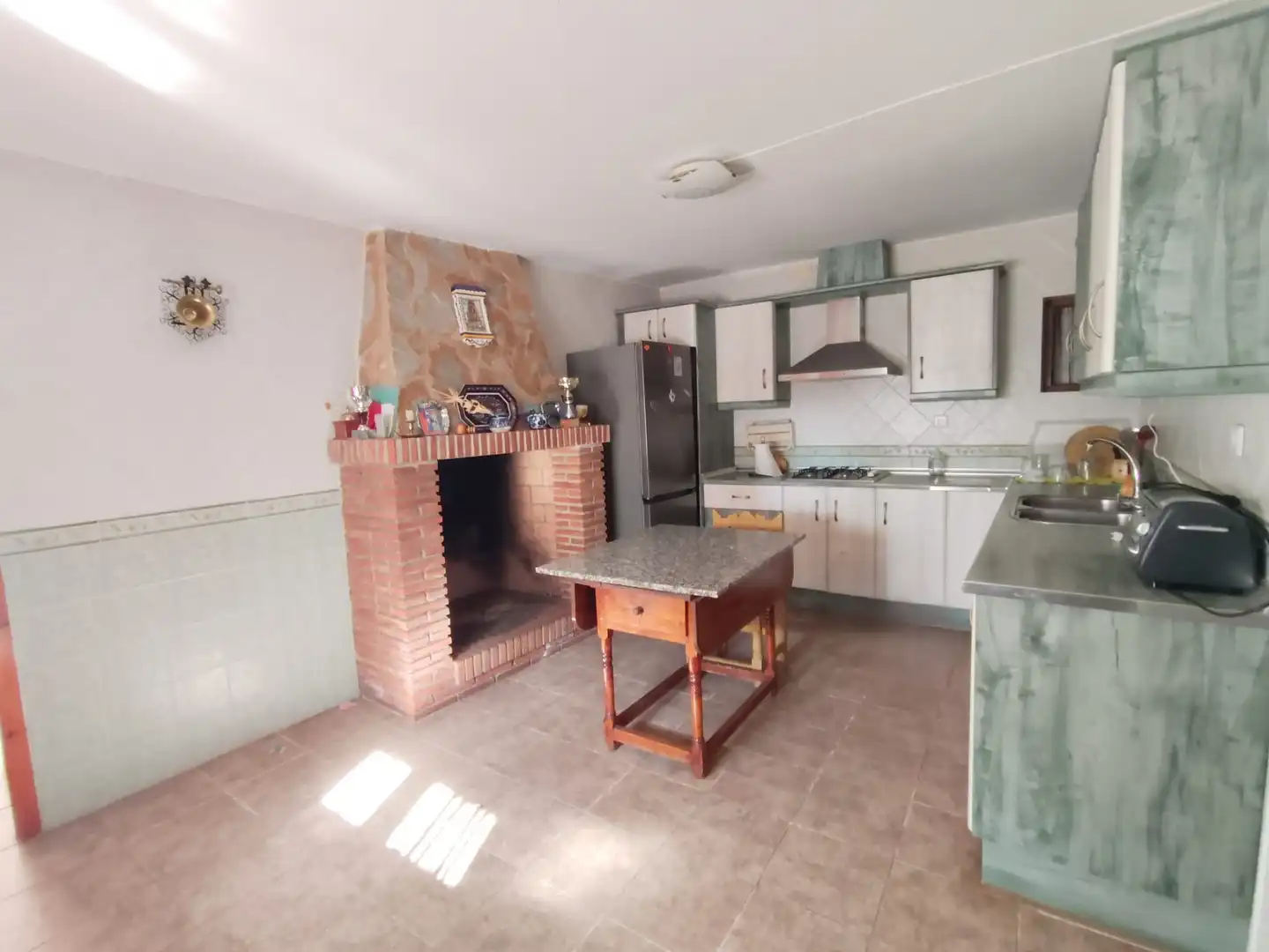 Kitchen of Houses for sale in La Calahorra  with Terrace, Storage room and Furnished