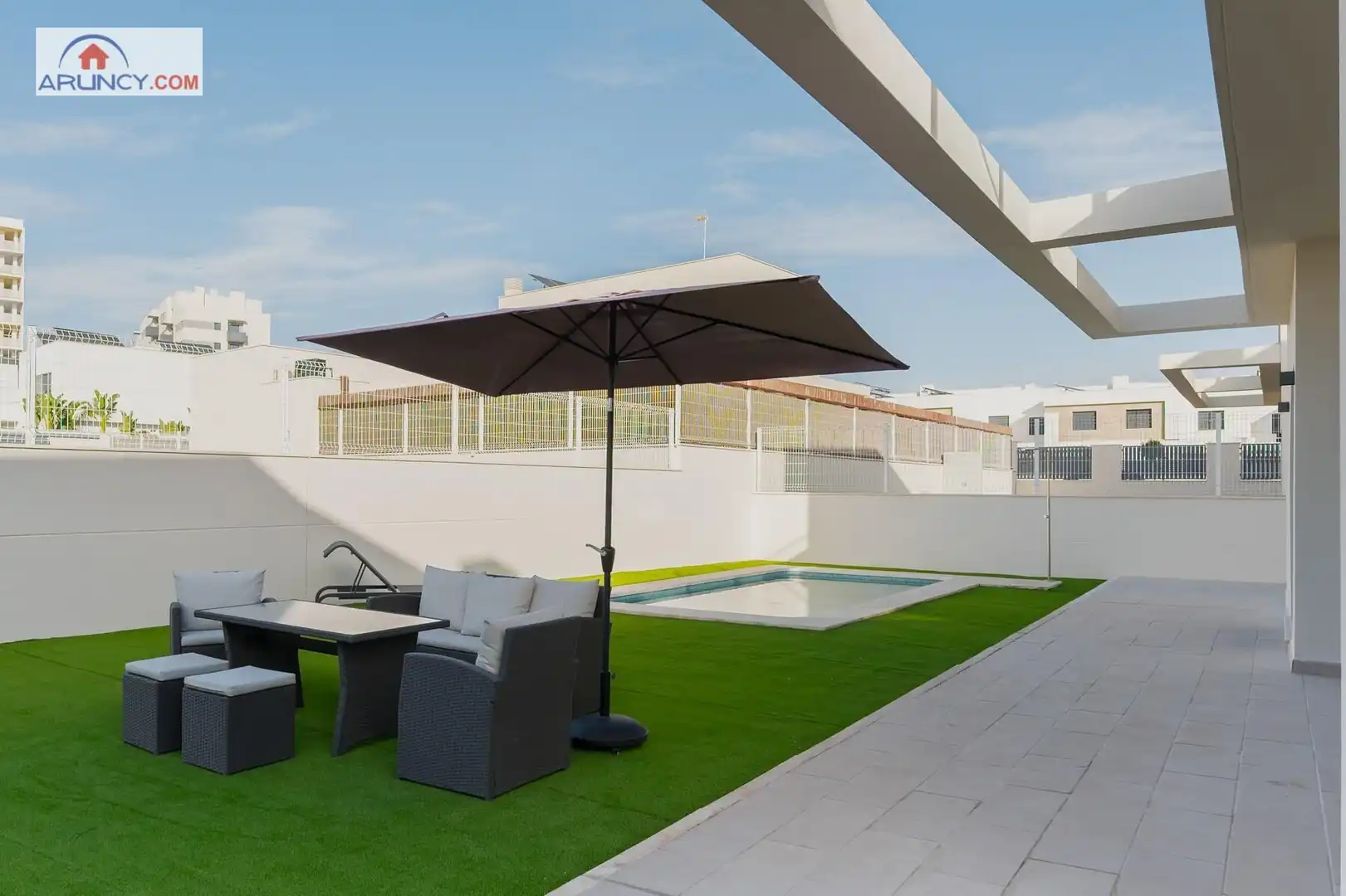 Villa con piscina in affitto a Entrenúcleos, imagen 5