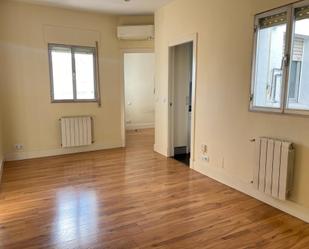 Bedroom of Flat to rent in  Madrid Capital