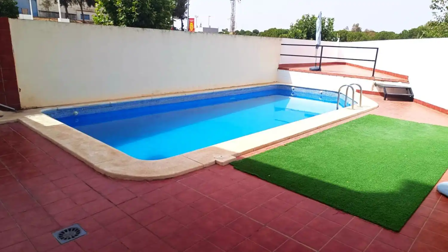 Pis amb piscina en venda a Carretera guillena 6, imagen 3
