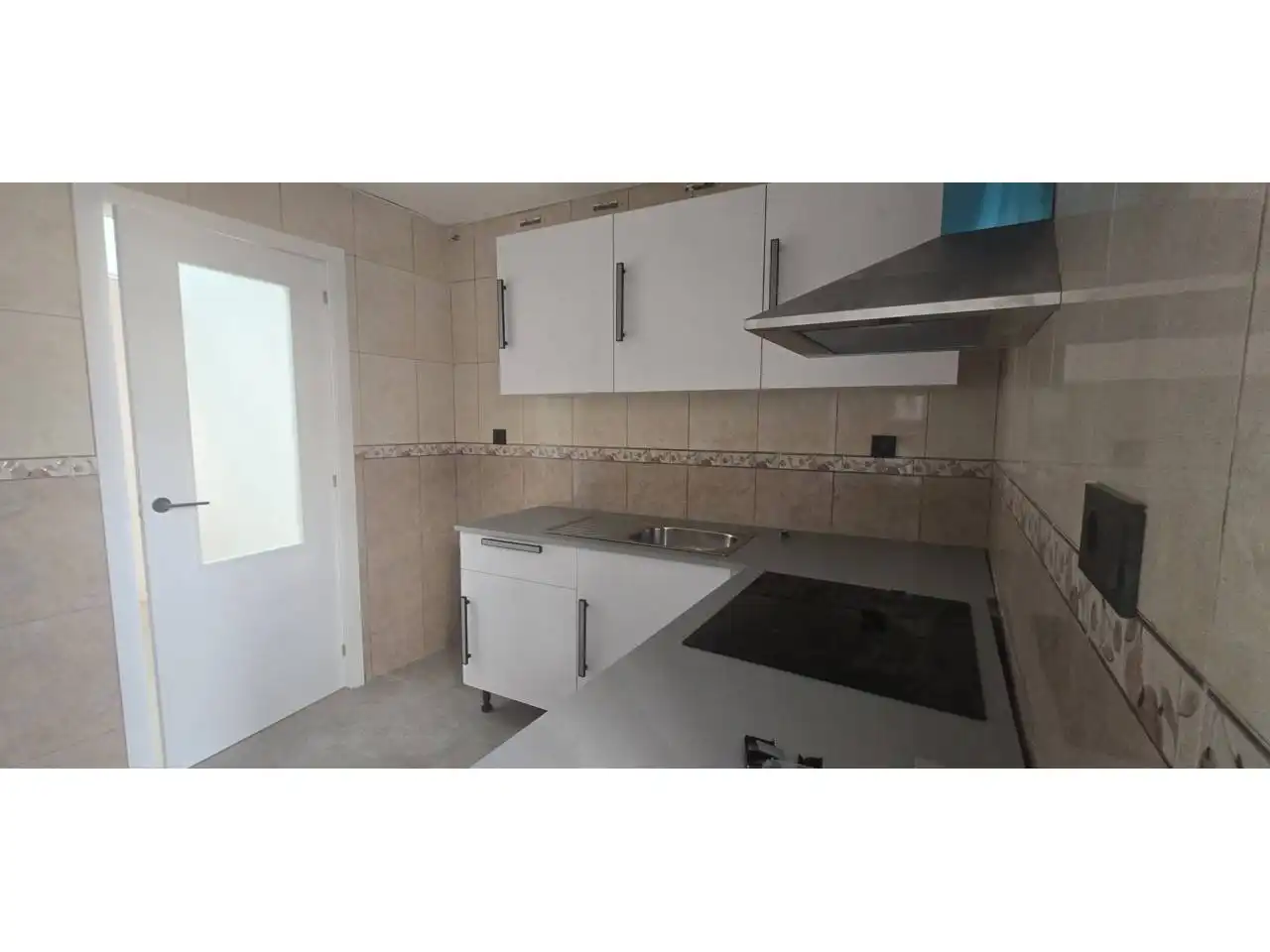 Piso en venta en Calle Jerónimo Santa Fe, San José