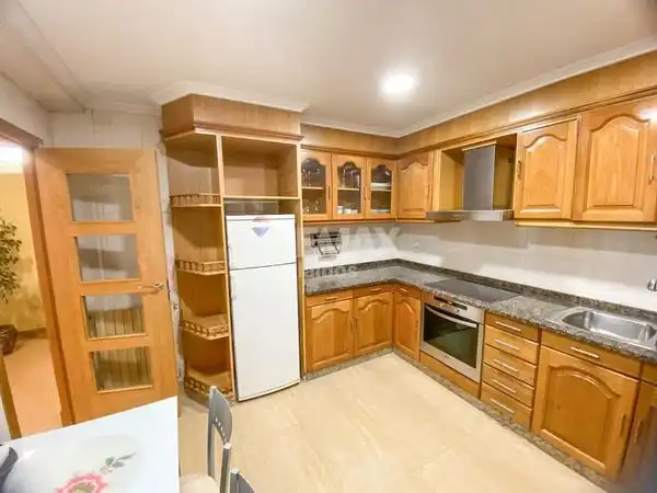 Cocina de Piso en venta en Vilagarcía de Arousa con Calefacción, Parquet y Terraza
