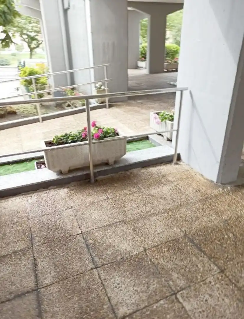 Terrassa de Pis en venda en Oviedo 