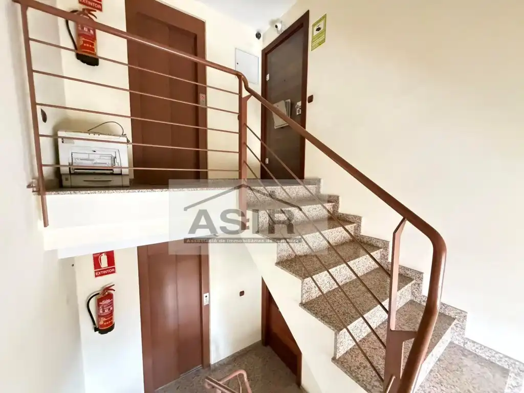 Büro zum Verkauf in Alzira
