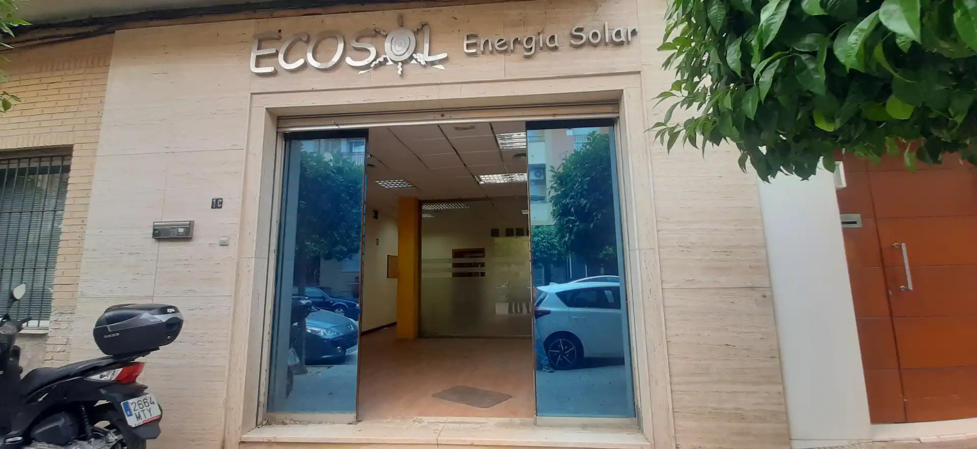 Vista exterior de Local en venta en  Murcia Capital