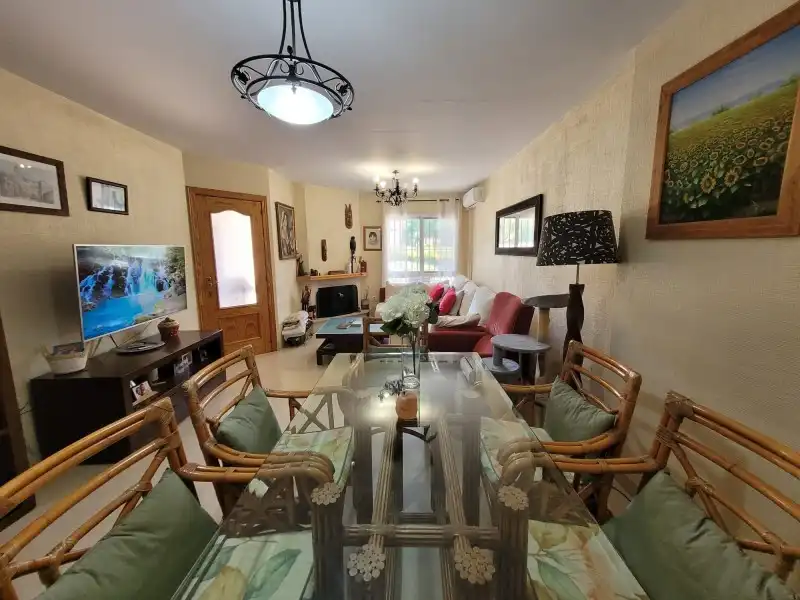 Casa adosada en venda a Calle Mar del Norte, 77, Jardines de Alhaurín - Huerta Alta - Fuensanguínea
