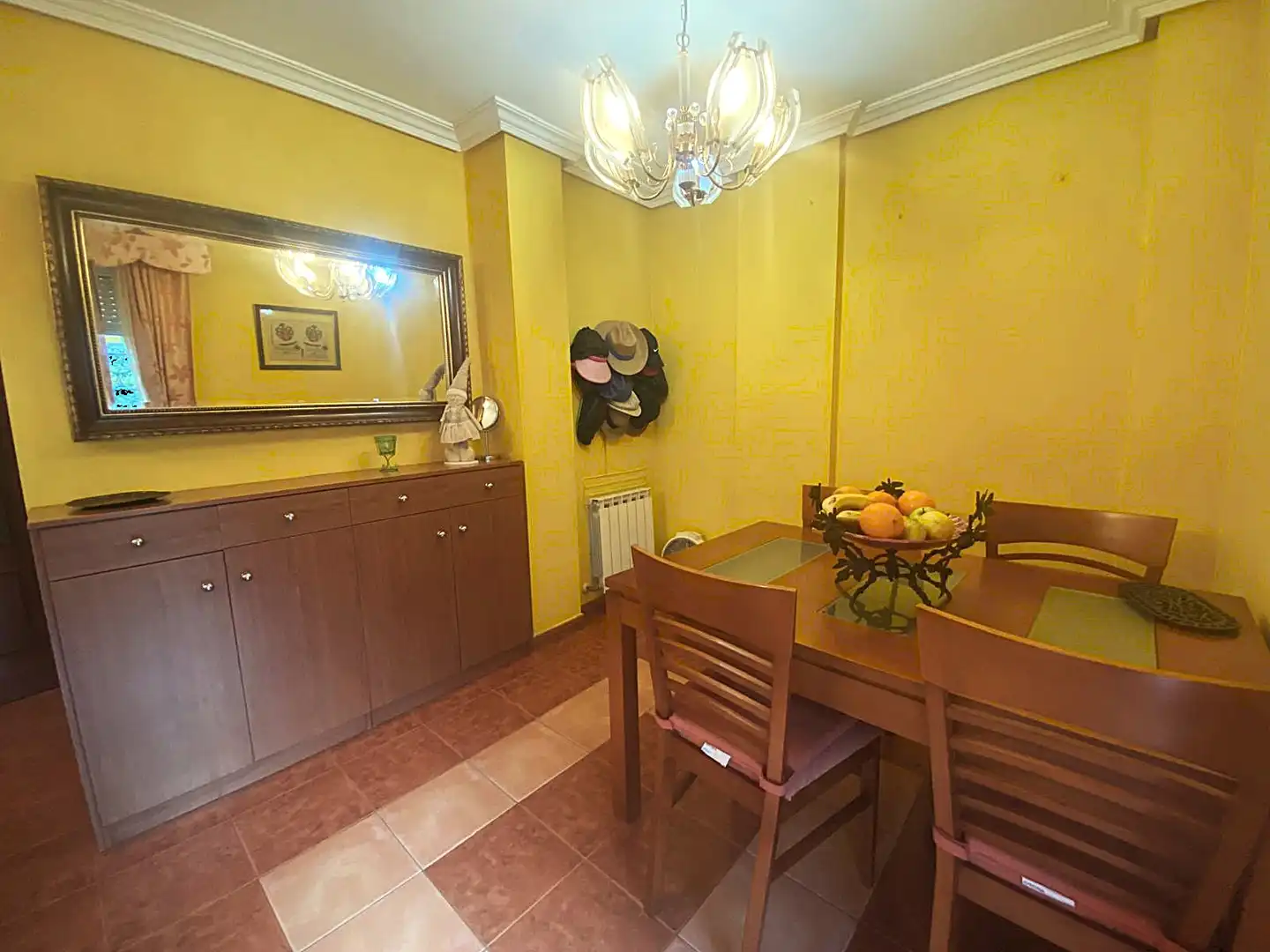 Esszimmer von Maisonette zum Verkauf in Castro-Urdiales mit Heizung, Privatgarten und Terrasse