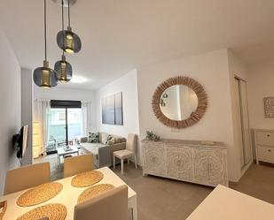 Sala d'estar de Apartament en venda en Nerja amb Aire condicionat, Calefacció i Terrassa