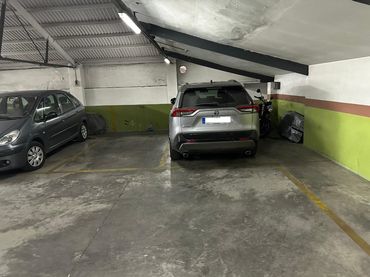 Doble en venda a Carrer de la Corona 37A