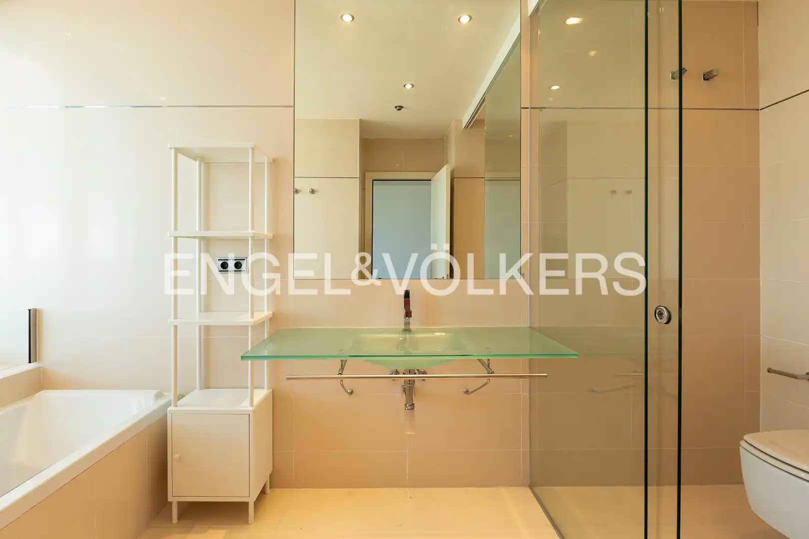 Attic for rent in Diagonal Mar i el Front Marítim del Poblenou